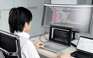 安溪 ,php声明和调用变量的符号是什么？